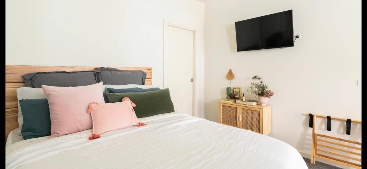 The Pas.Coe - A Stylish 1 Bedroom Unit With Free Parking. Melbourne Kültér fotó